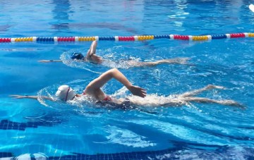 Chia sẻ cách bơi nhanh không tốn sức, sức bền cao cần chú ý gì?