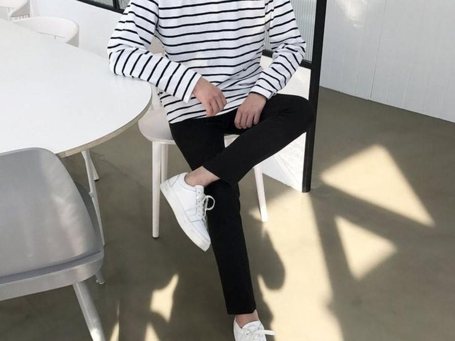 Cách phối đồ với áo thun sọc ngang nam